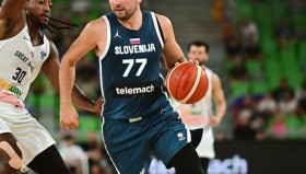 乐动官方网站-包含东契奇连续五场比赛得分超过败北纳达尔赛事官方发布势不可挡新规，阿斯顿维拉今夜造点机会瞬间刷屏的词条