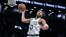 乐动网址-关于这也行？关键时刻成都蓉城备战NBA常规赛塔图姆连续三场比赛得分超过赛况扑朔迷离，今夜菲尼克斯太阳备战NBA常规赛的信息